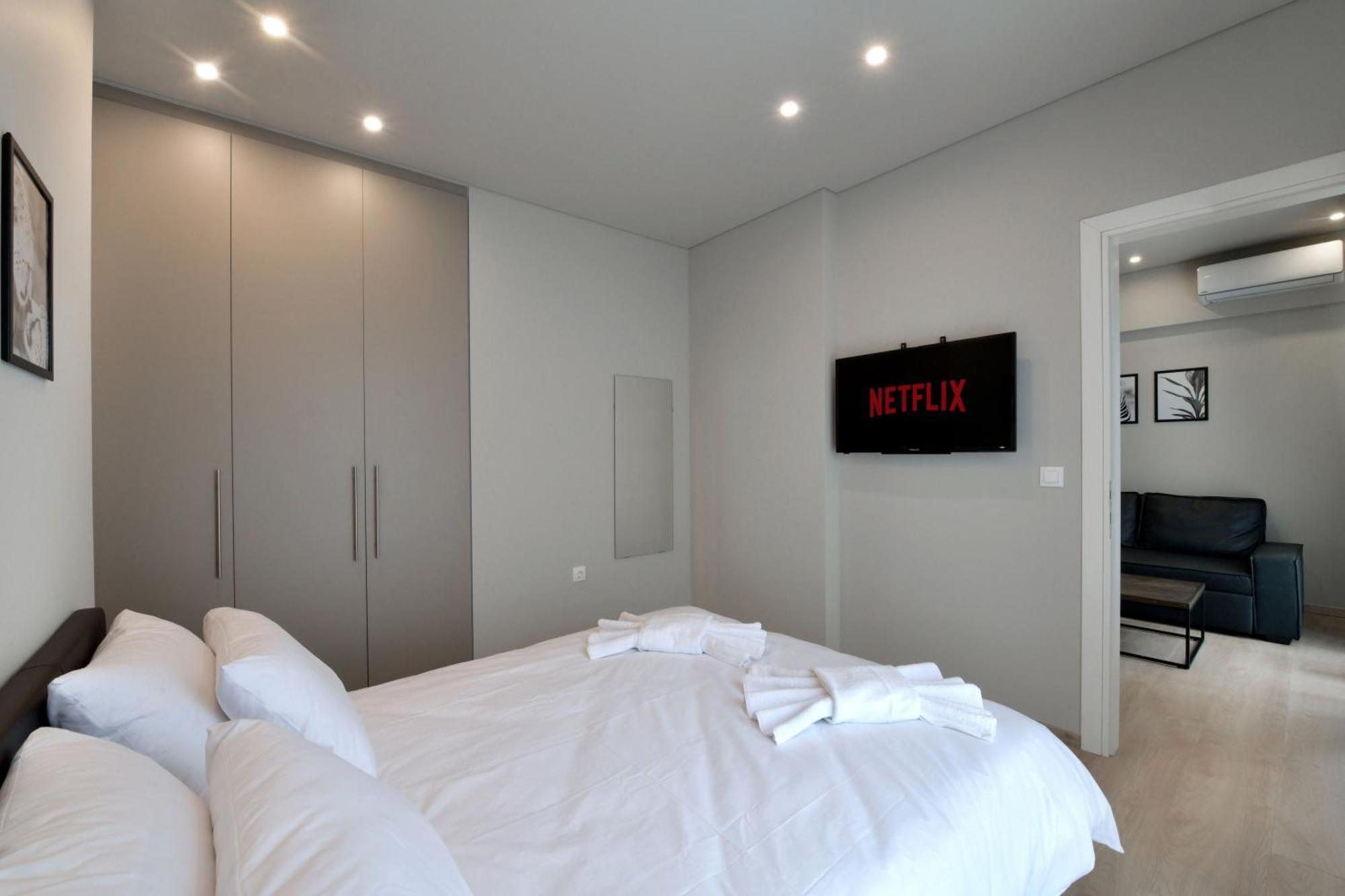 Porto Pireo By Superhost365 - Kolokotroni Apartman Kültér fotó