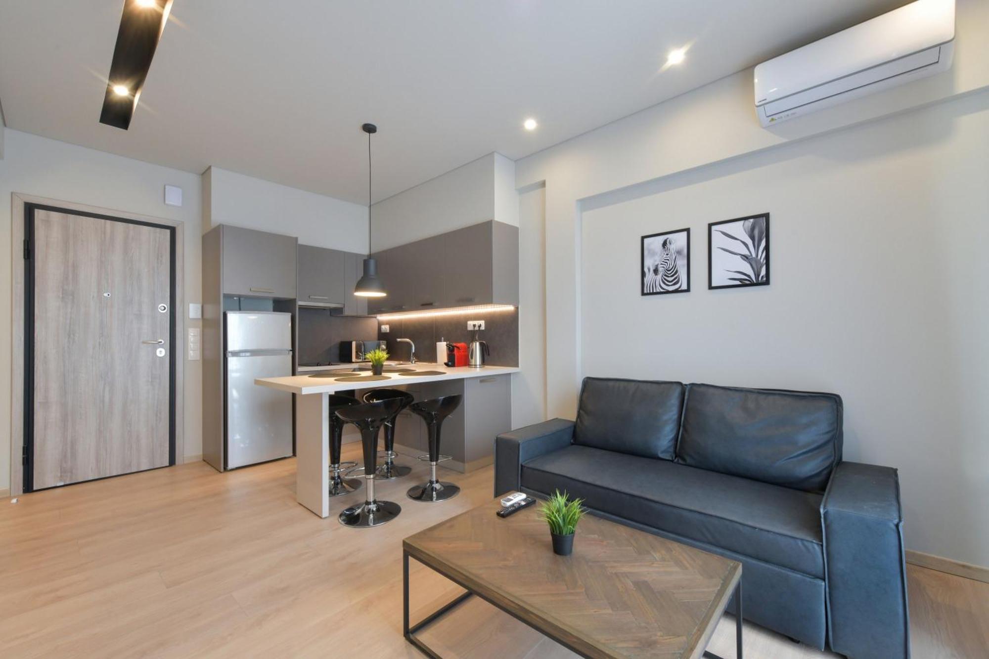 Porto Pireo By Superhost365 - Kolokotroni Apartman Kültér fotó