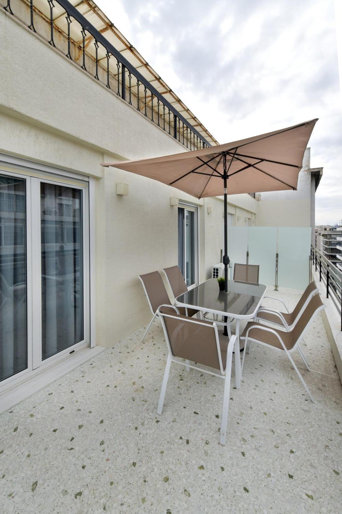Porto Pireo By Superhost365 - Kolokotroni Apartman Kültér fotó