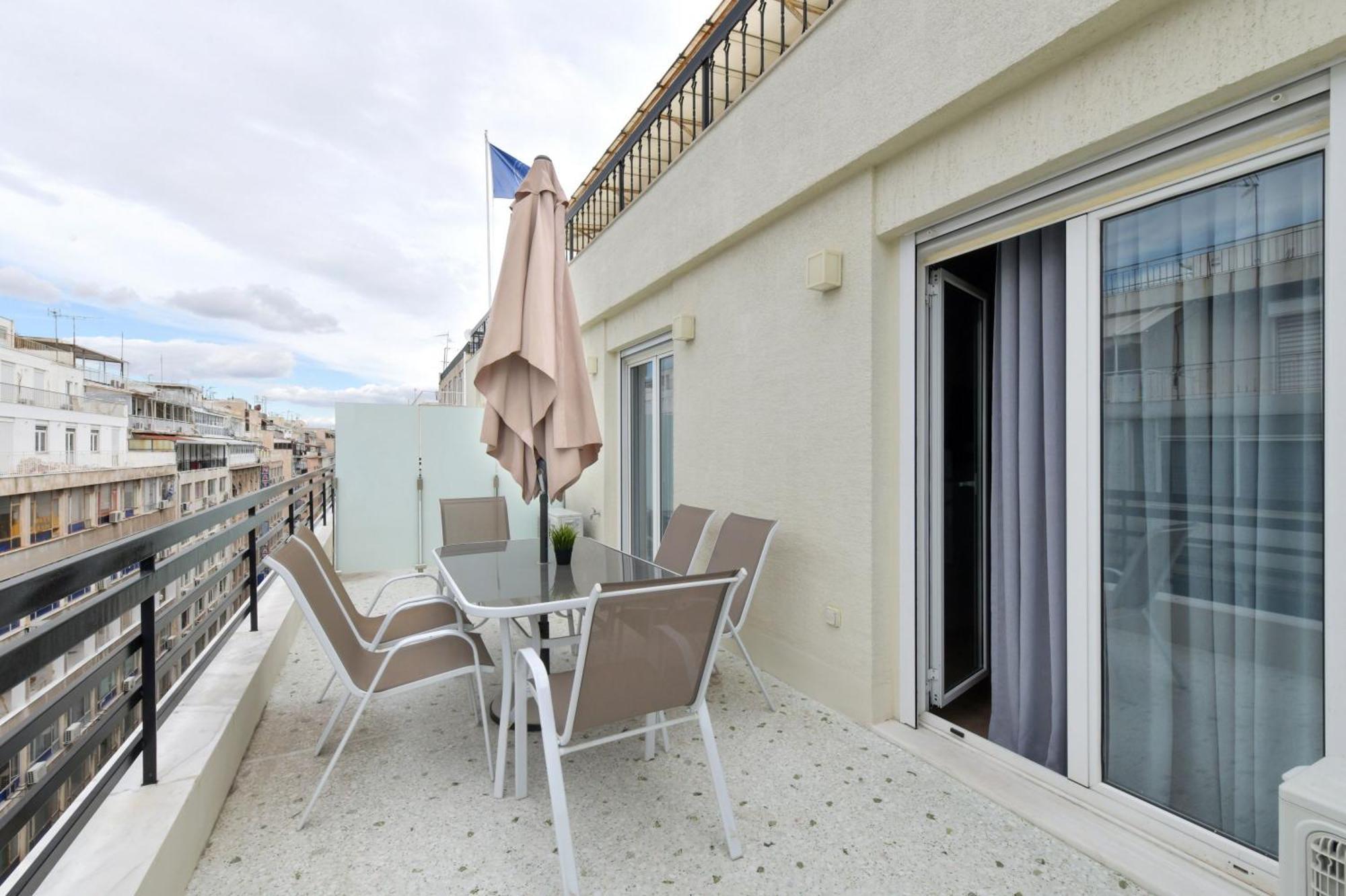 Porto Pireo By Superhost365 - Kolokotroni Apartman Kültér fotó