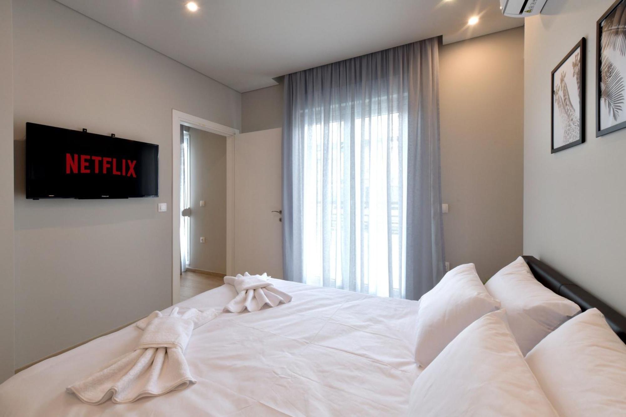 Porto Pireo By Superhost365 - Kolokotroni Apartman Kültér fotó