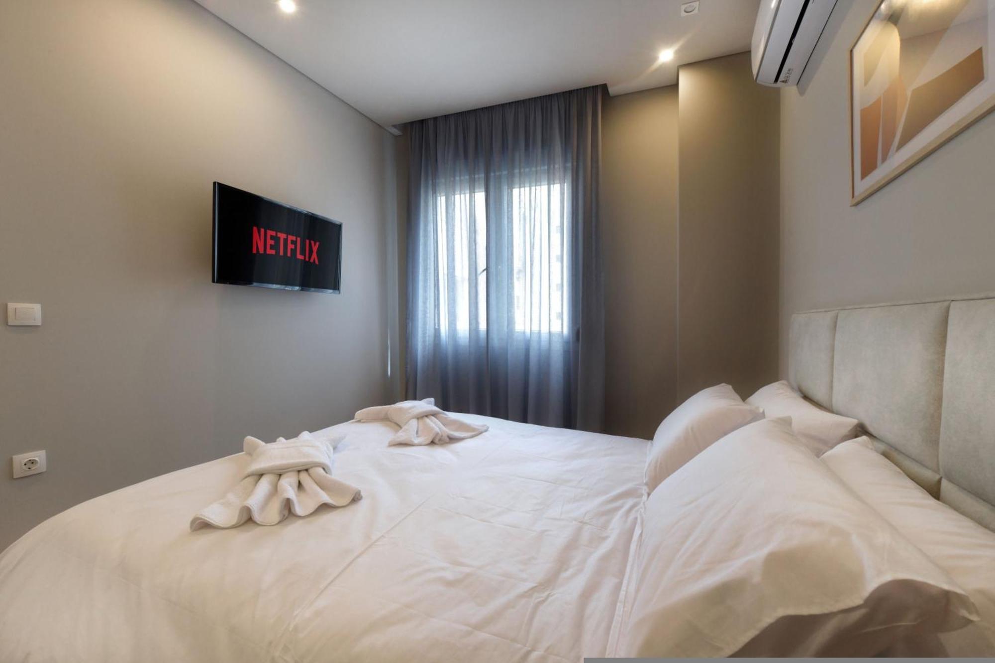 Porto Pireo By Superhost365 - Kolokotroni Apartman Kültér fotó
