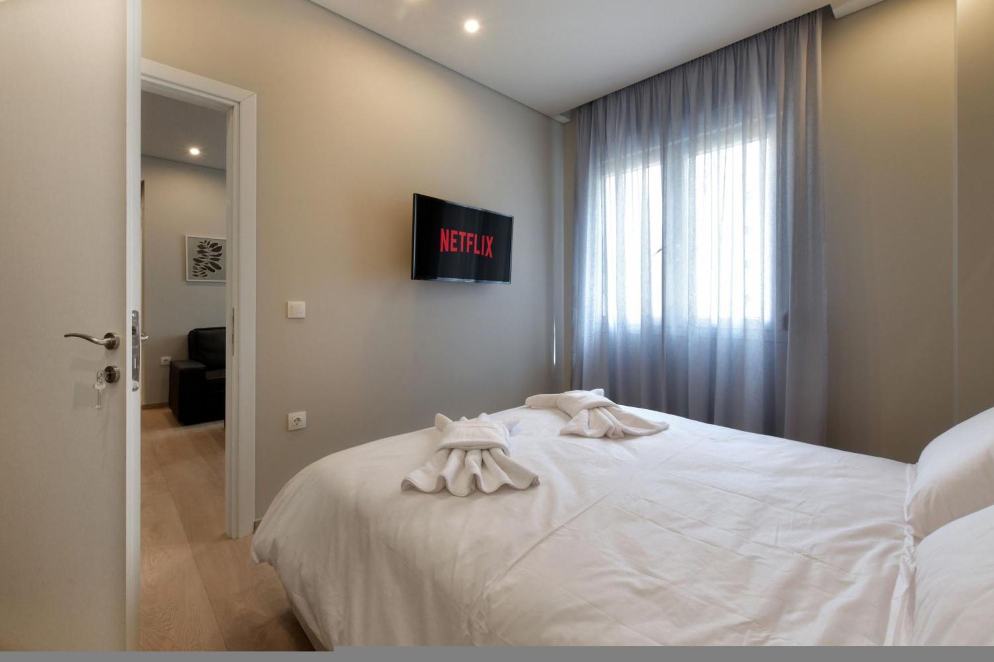 Porto Pireo By Superhost365 - Kolokotroni Apartman Kültér fotó